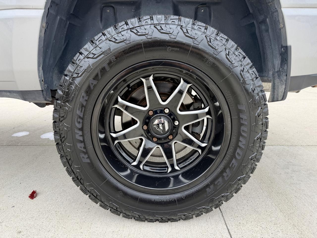 RAM 1500 Big Horn/Lone Star 4x4 Crew Cab 5'7" Box 2019