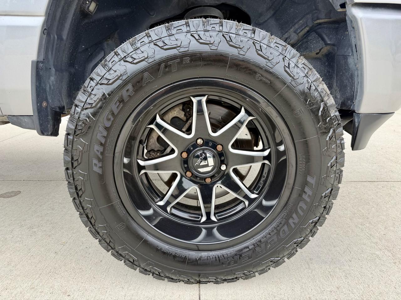 RAM 1500 Big Horn/Lone Star 4x4 Crew Cab 5'7" Box 2019