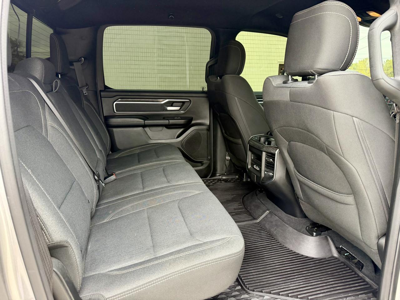 RAM 1500 Big Horn/Lone Star 4x4 Crew Cab 5'7" Box 2019