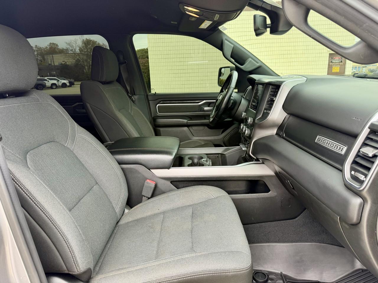 RAM 1500 Big Horn/Lone Star 4x4 Crew Cab 5'7" Box 2019