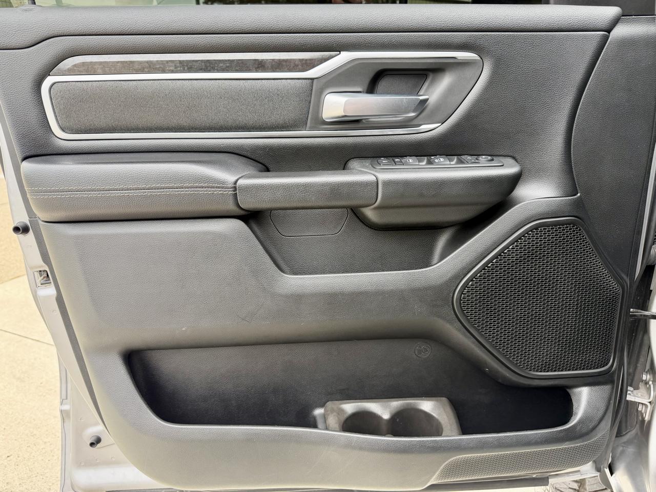 RAM 1500 Big Horn/Lone Star 4x4 Crew Cab 5'7" Box 2019