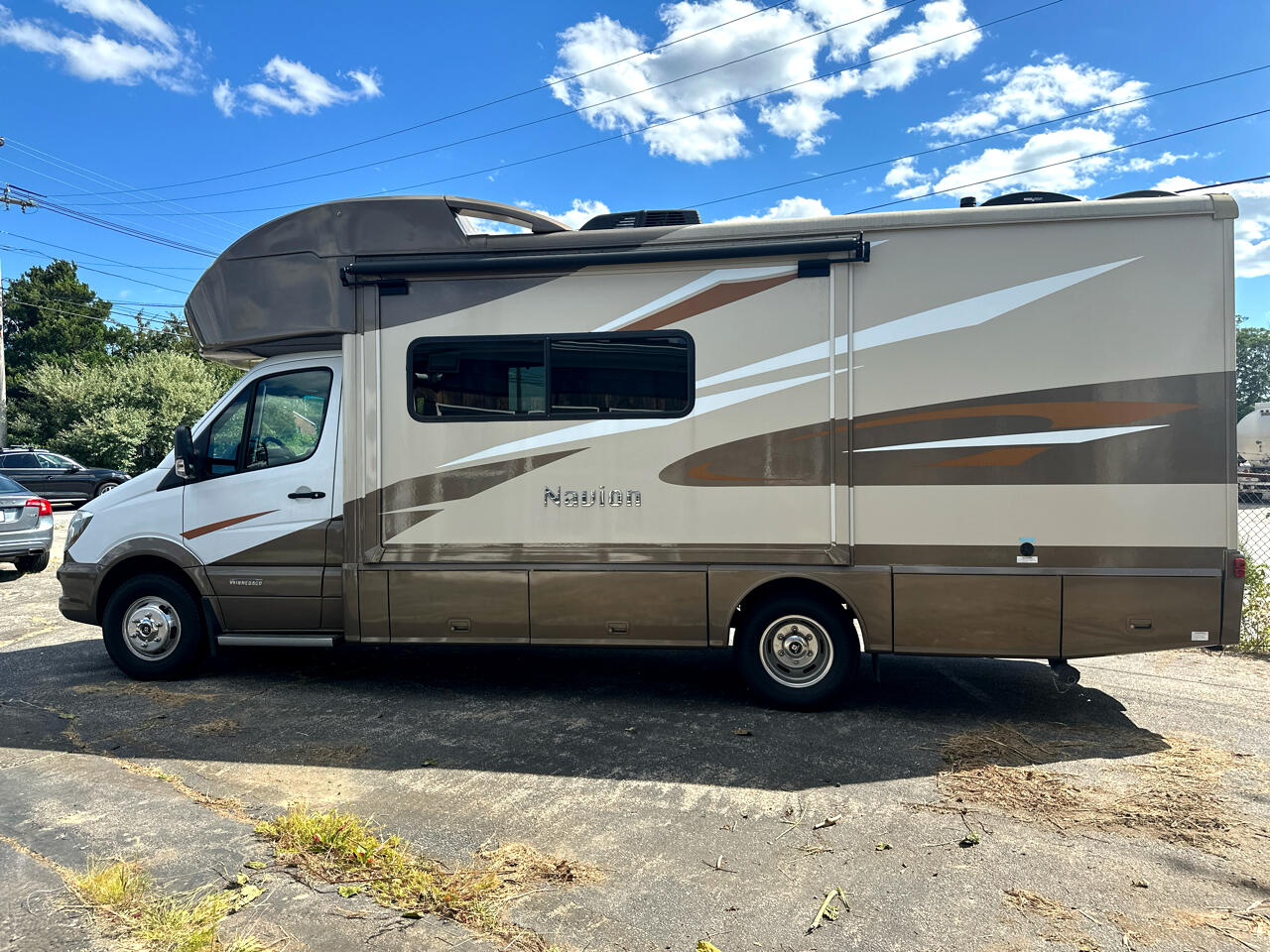 Mercedes-Benz Sprinter 3500 170-in. WB 2018 Mercedes-Benz Sprinter 3500 170-in. WB 2018