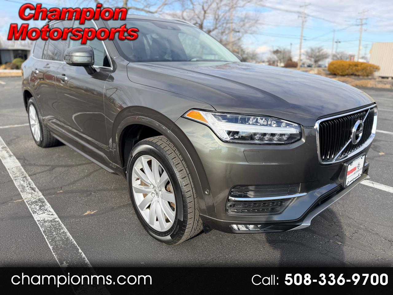 2018 Volvo XC90 T6 Momentum AWD