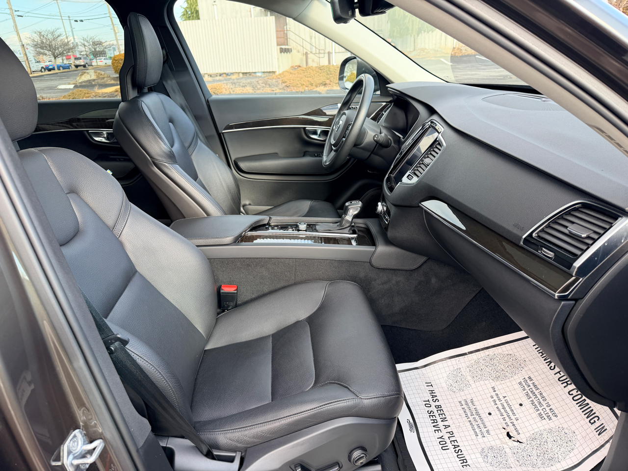 Volvo XC90 T6 Momentum AWD 2018