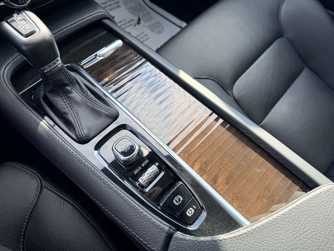 Volvo XC90 T6 Momentum AWD 2018