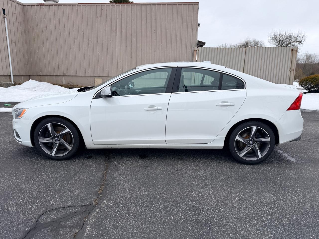 Volvo S60 3.0 Premier+ R-Design 4WD 2015