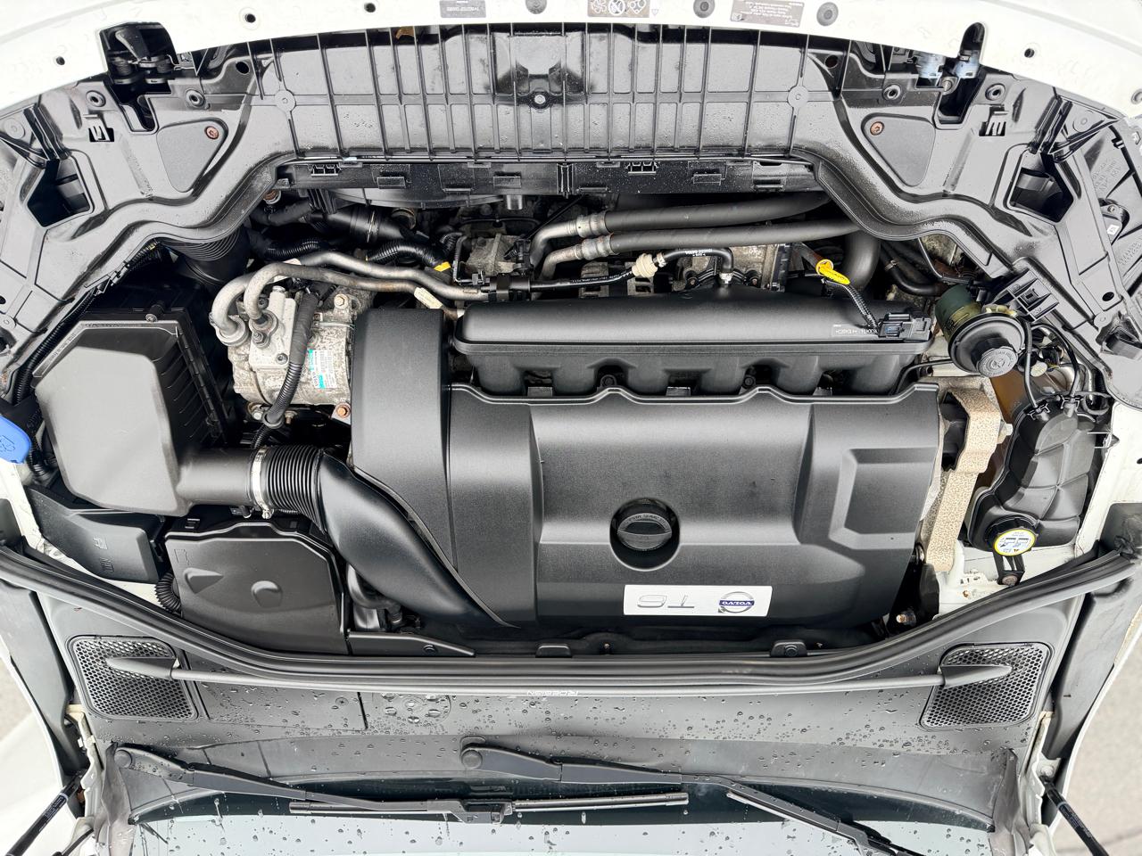 Volvo S60 3.0 Premier+ R-Design 4WD 2015