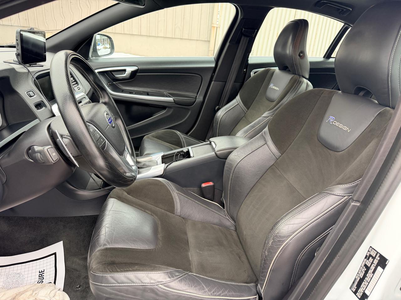 Volvo S60 3.0 Premier+ R-Design 4WD 2015