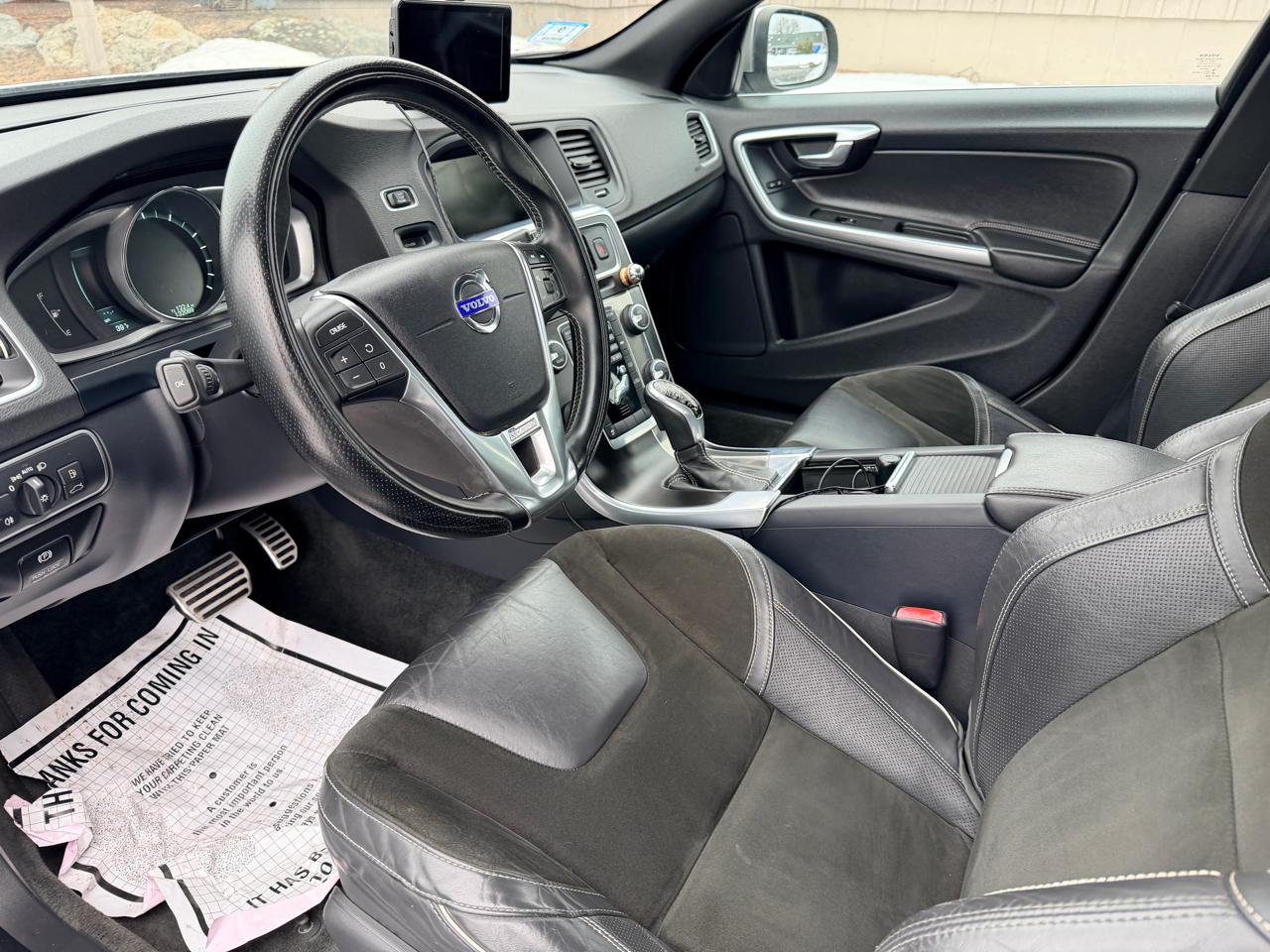 Volvo S60 3.0 Premier+ R-Design 4WD 2015