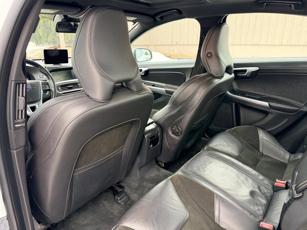 Volvo S60 3.0 Premier+ R-Design 4WD 2015