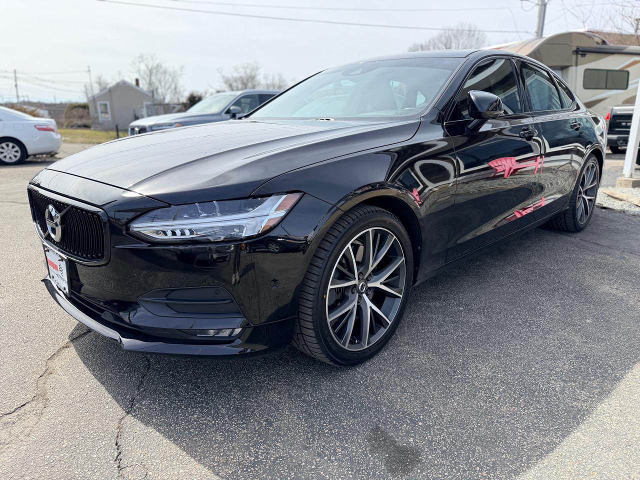 Volvo S90 T6 Momentum AWD 2017