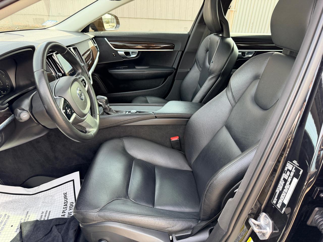 Volvo S90 T6 Momentum AWD 2017