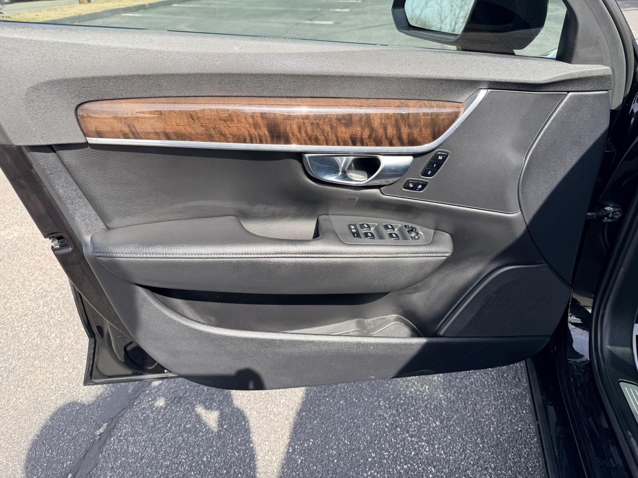 Volvo S90 T6 Momentum AWD 2017