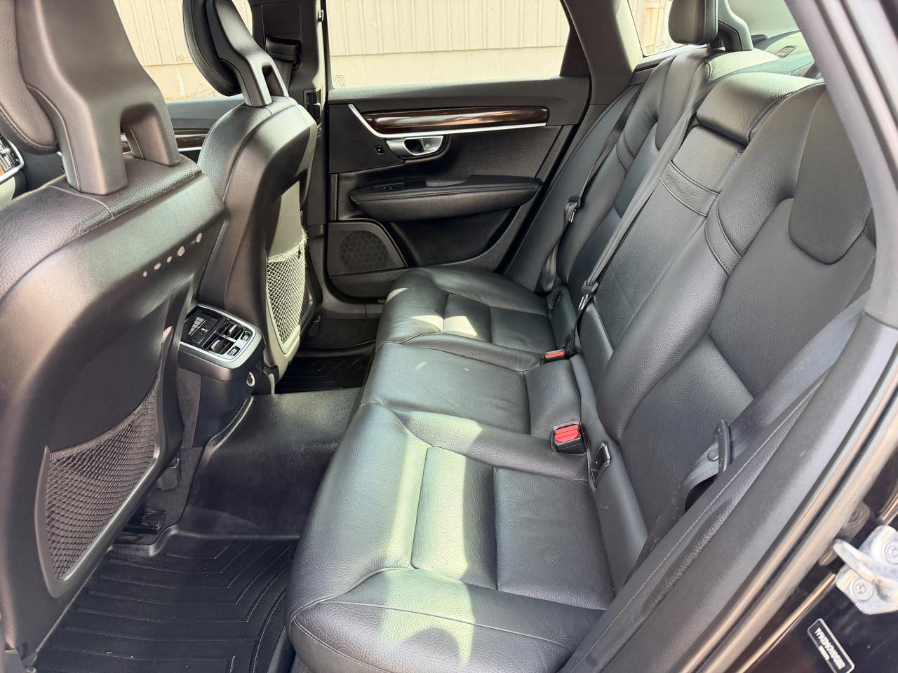 Volvo S90 T6 Momentum AWD 2017