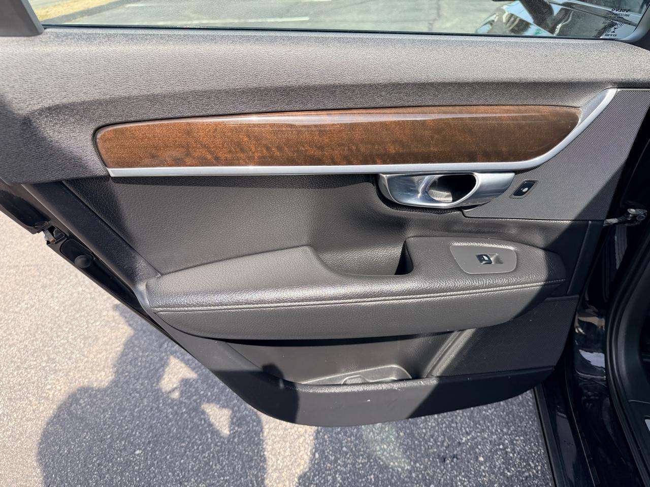 Volvo S90 T6 Momentum AWD 2017