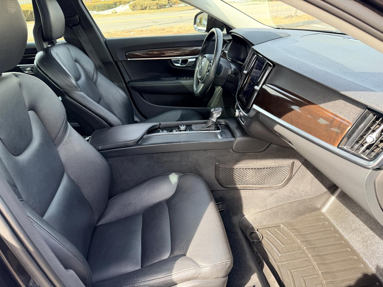 Volvo S90 T6 Momentum AWD 2017