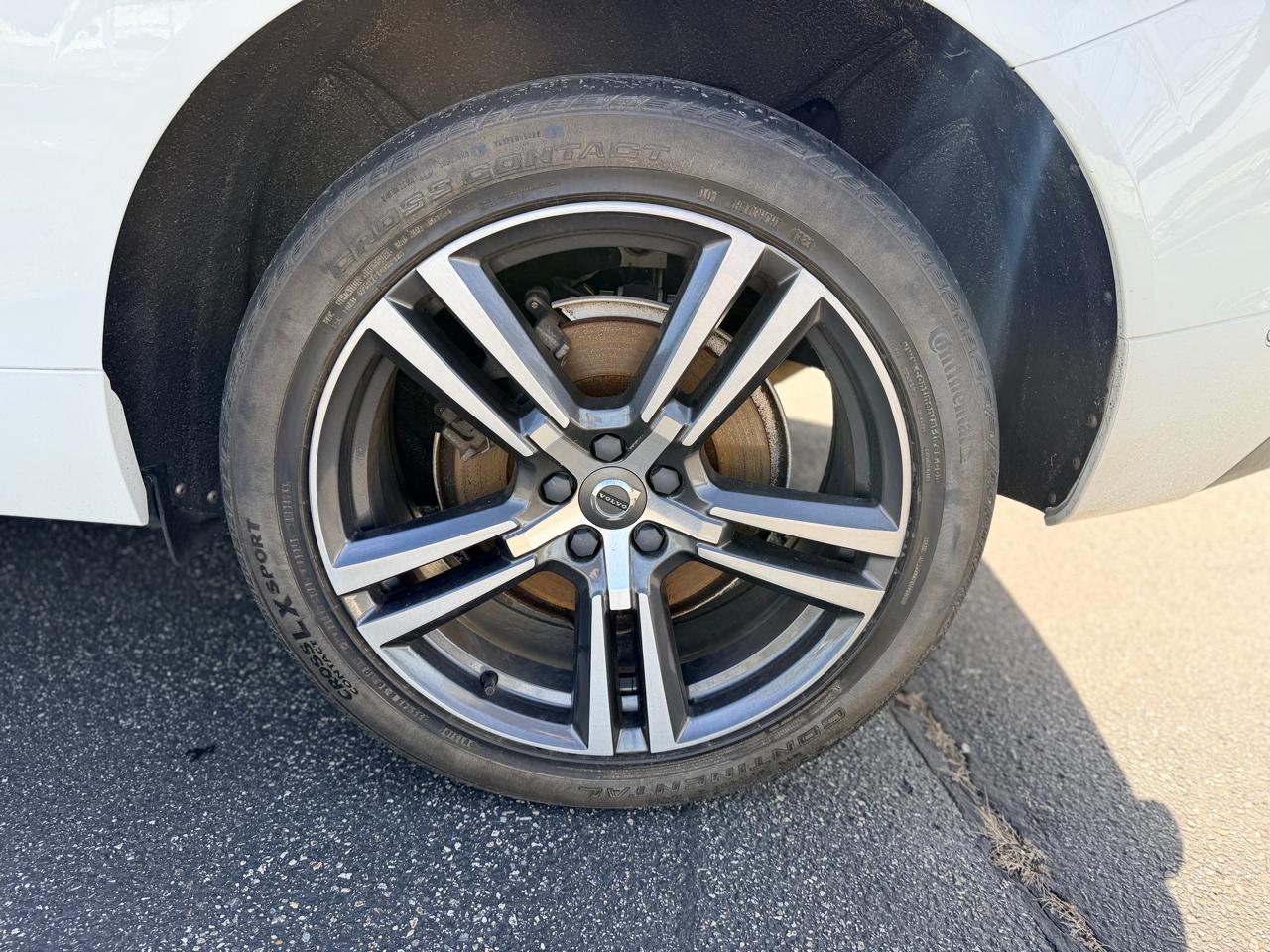 Volvo XC60 T6 Momentum AWD 2019