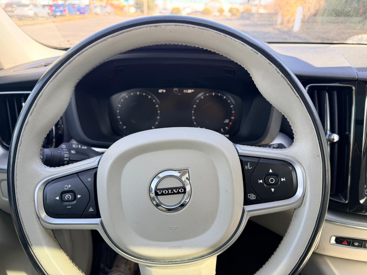 Volvo XC60 T6 Momentum AWD 2019