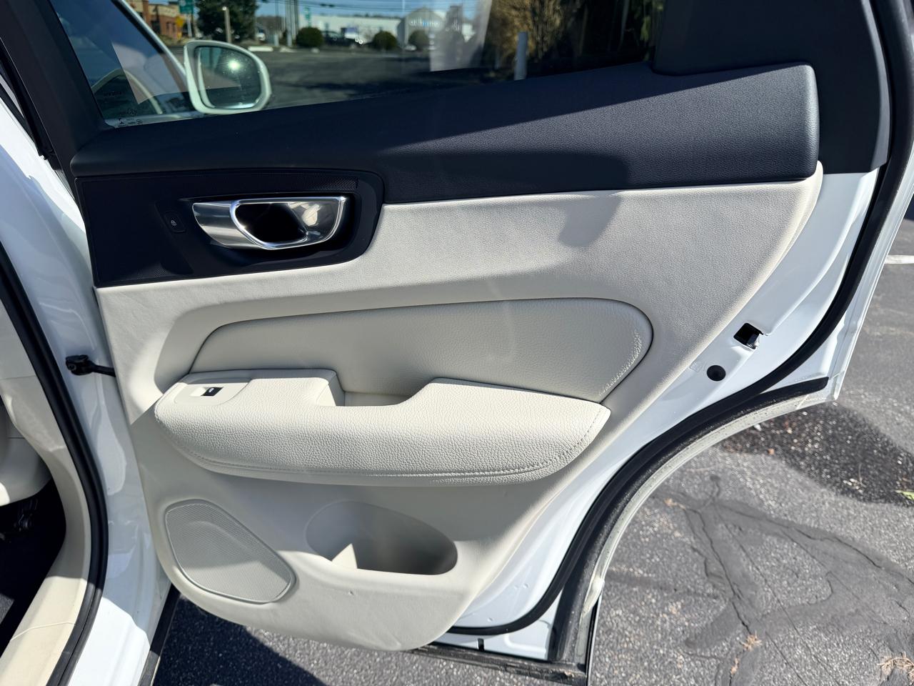 Volvo XC60 T6 Momentum AWD 2019