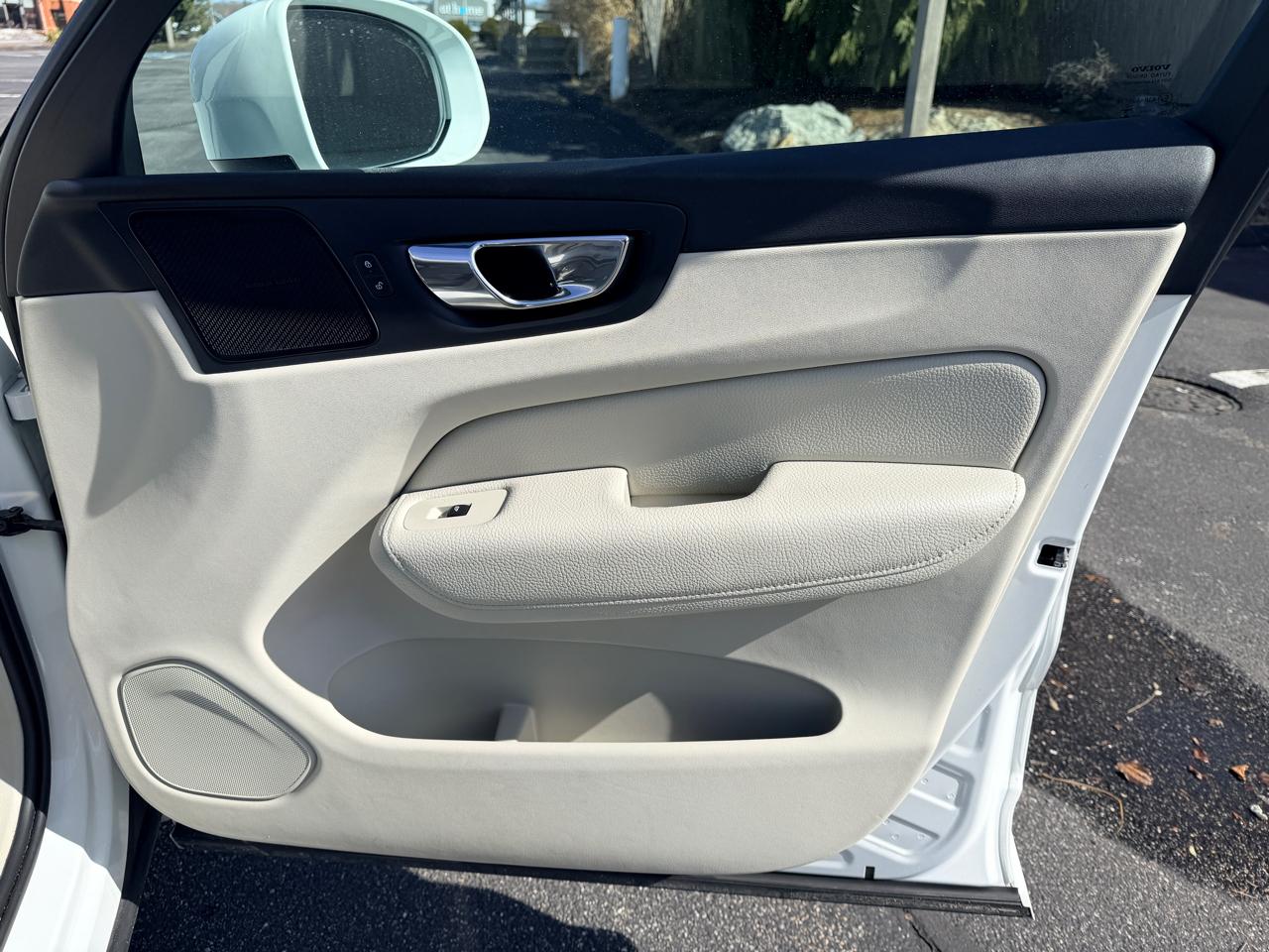 Volvo XC60 T6 Momentum AWD 2019