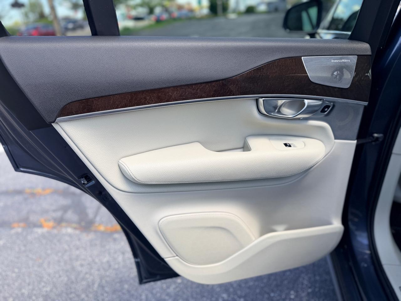 Volvo XC90 T6 Momentum AWD 2018