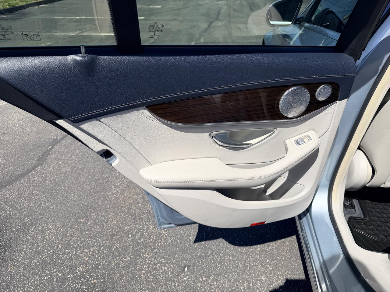 Mercedes-Benz C-Class C300 4MATIC Sedan 2015