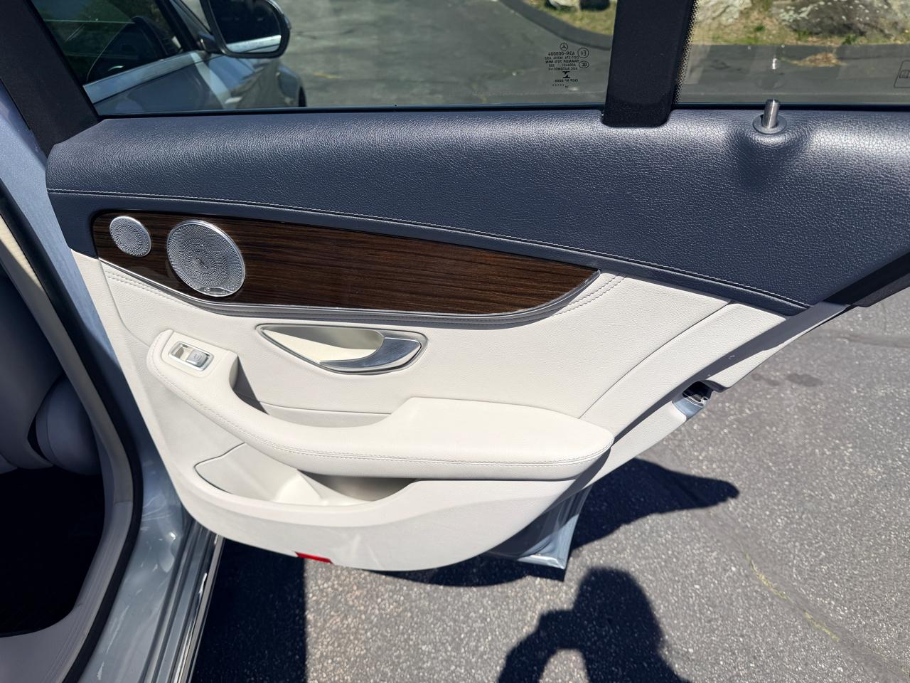 Mercedes-Benz C-Class C300 4MATIC Sedan 2015