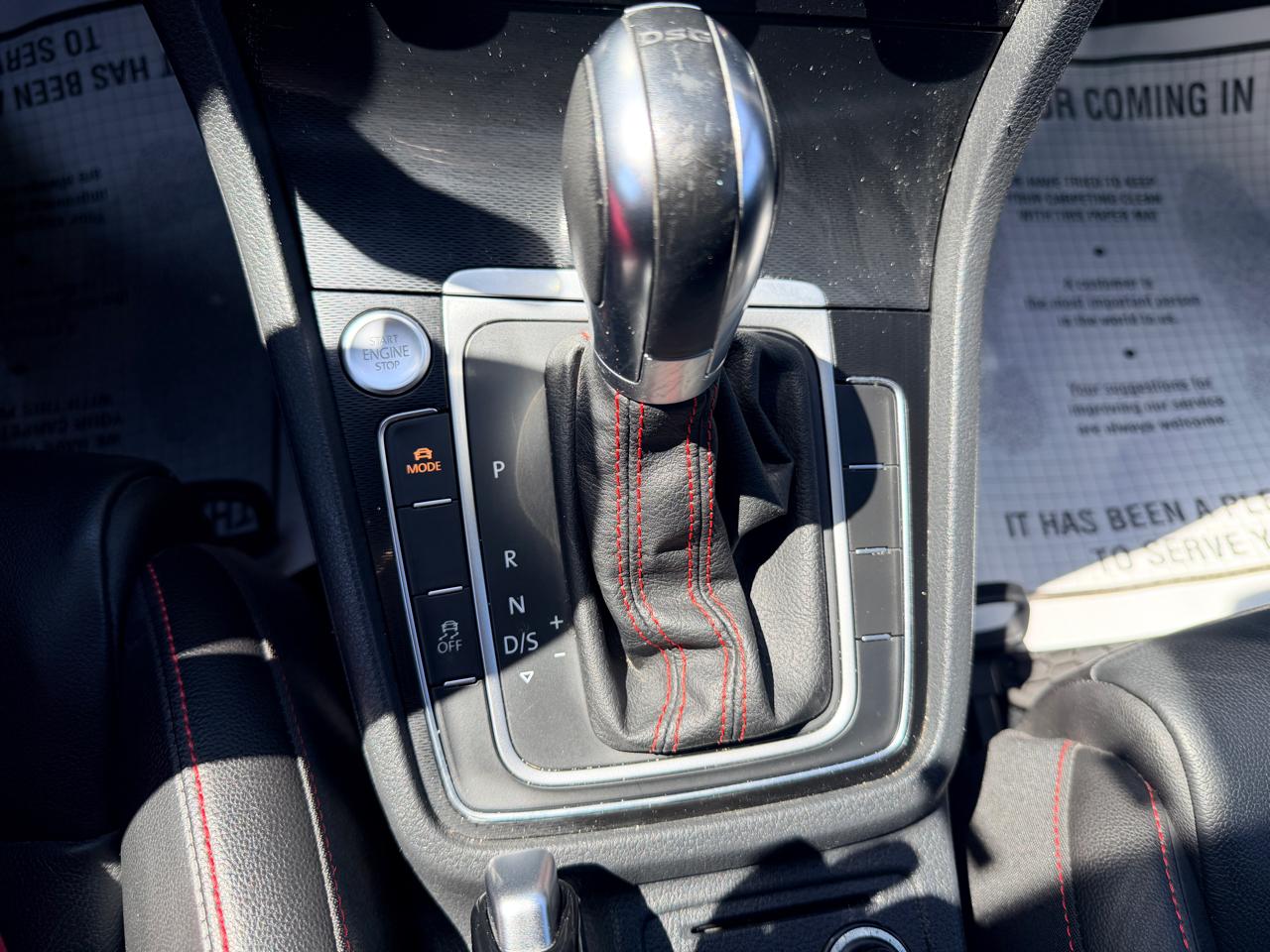 Volkswagen Golf GTI SE 6A 4-Door 2017