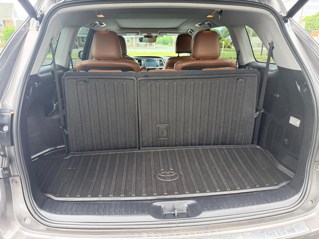 Toyota Highlander Limited AWD V6 2017