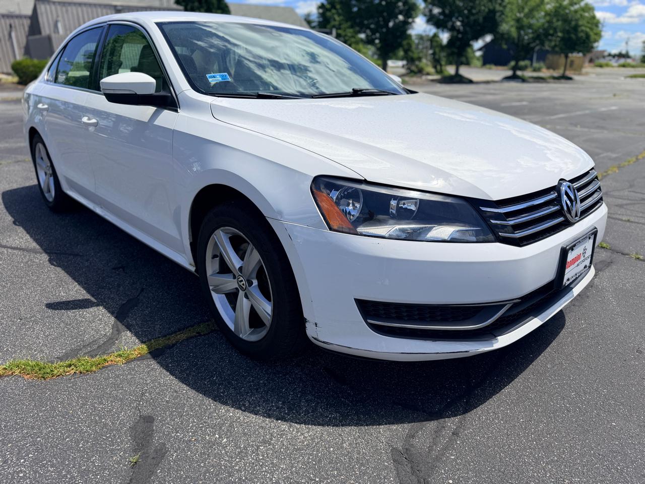 Volkswagen Passat 2.5L SE AT 2013