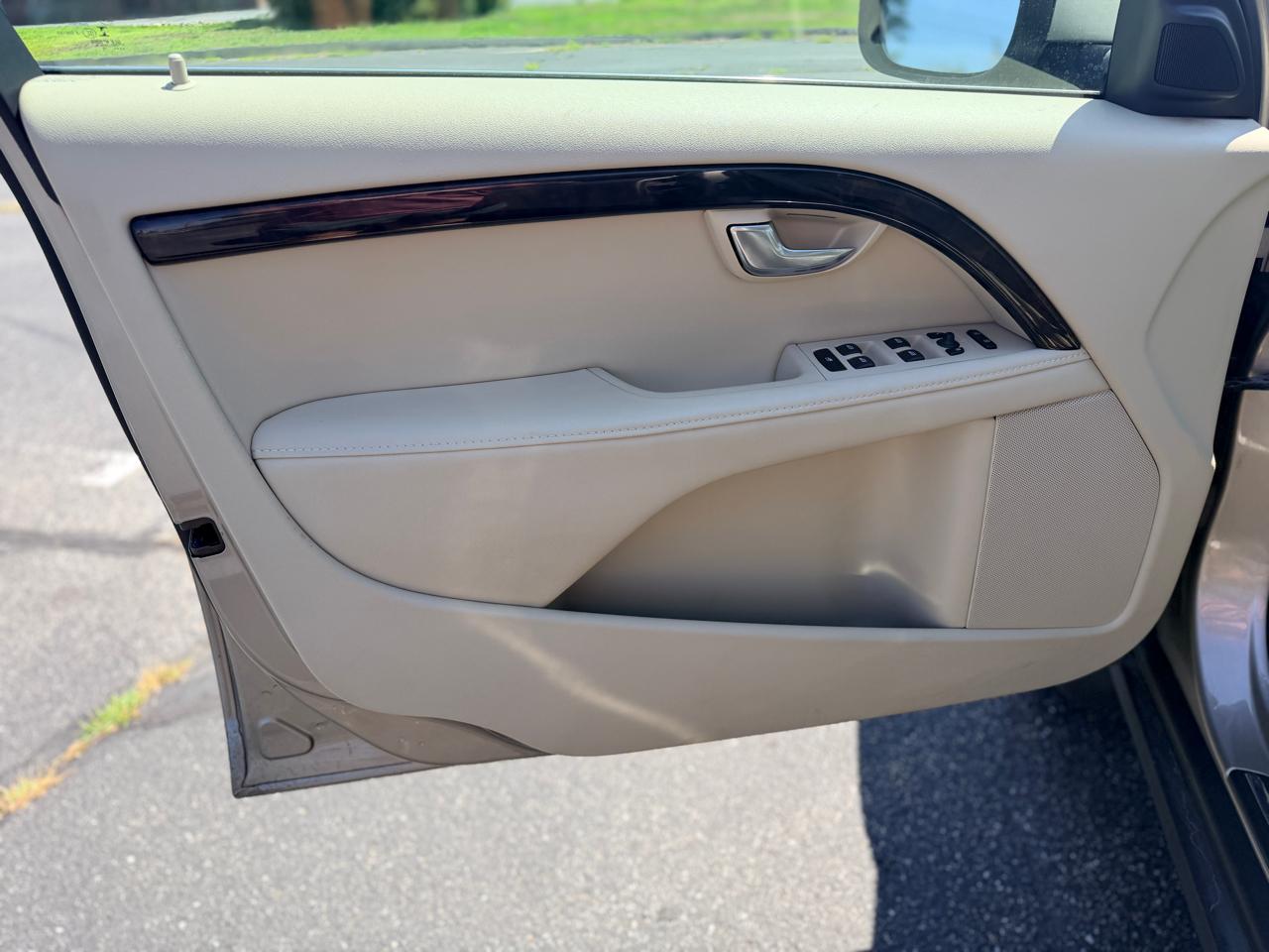 Volvo XC70 3.0 Platinum 4WD 2015