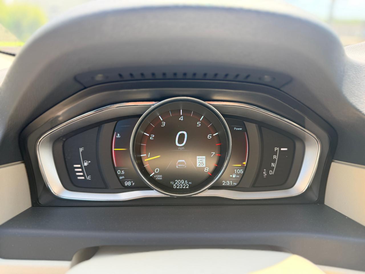 Volvo XC70 3.0 Platinum 4WD 2015
