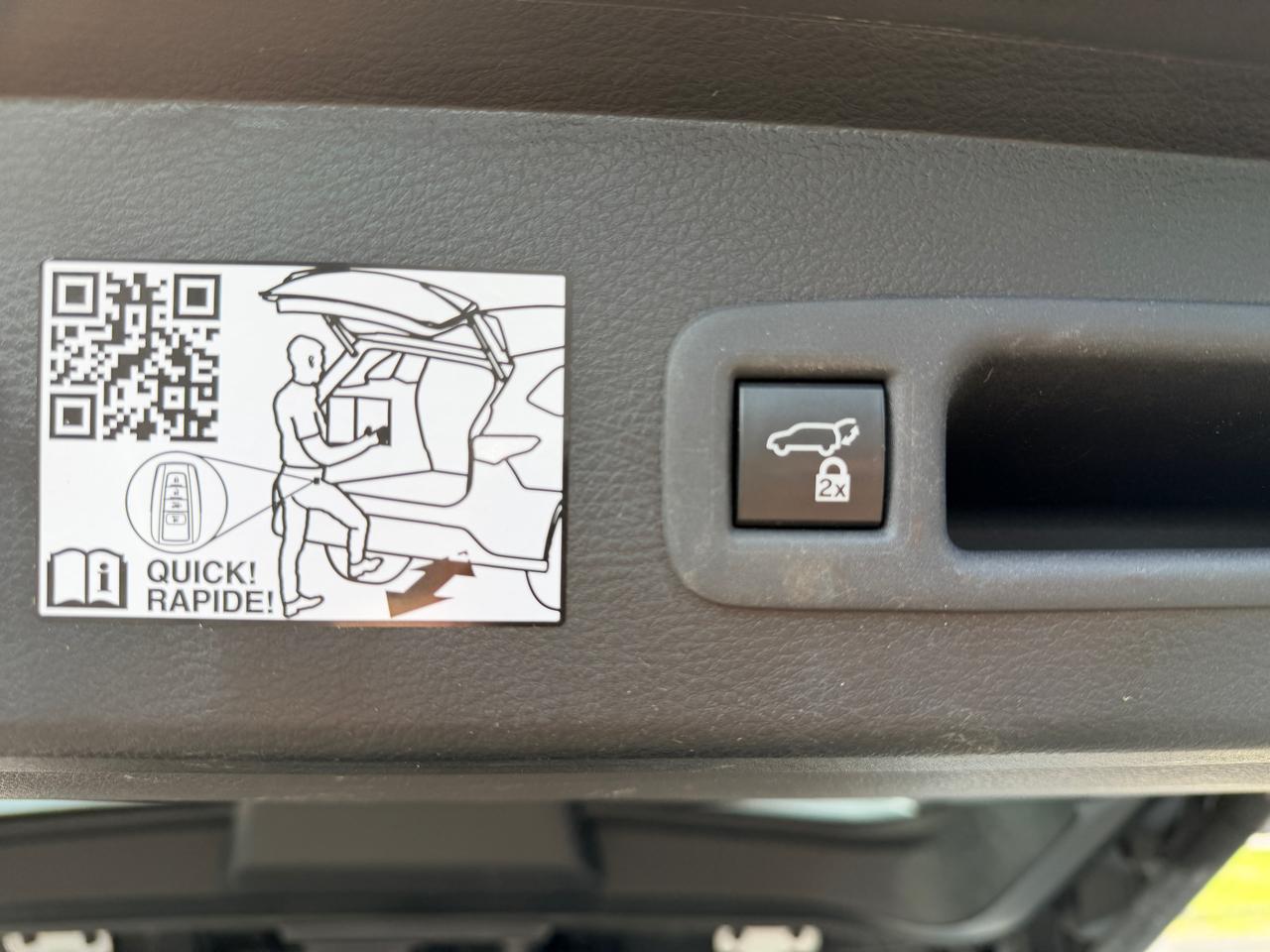 Toyota Sienna XLE 7-Passenger AWD 2022