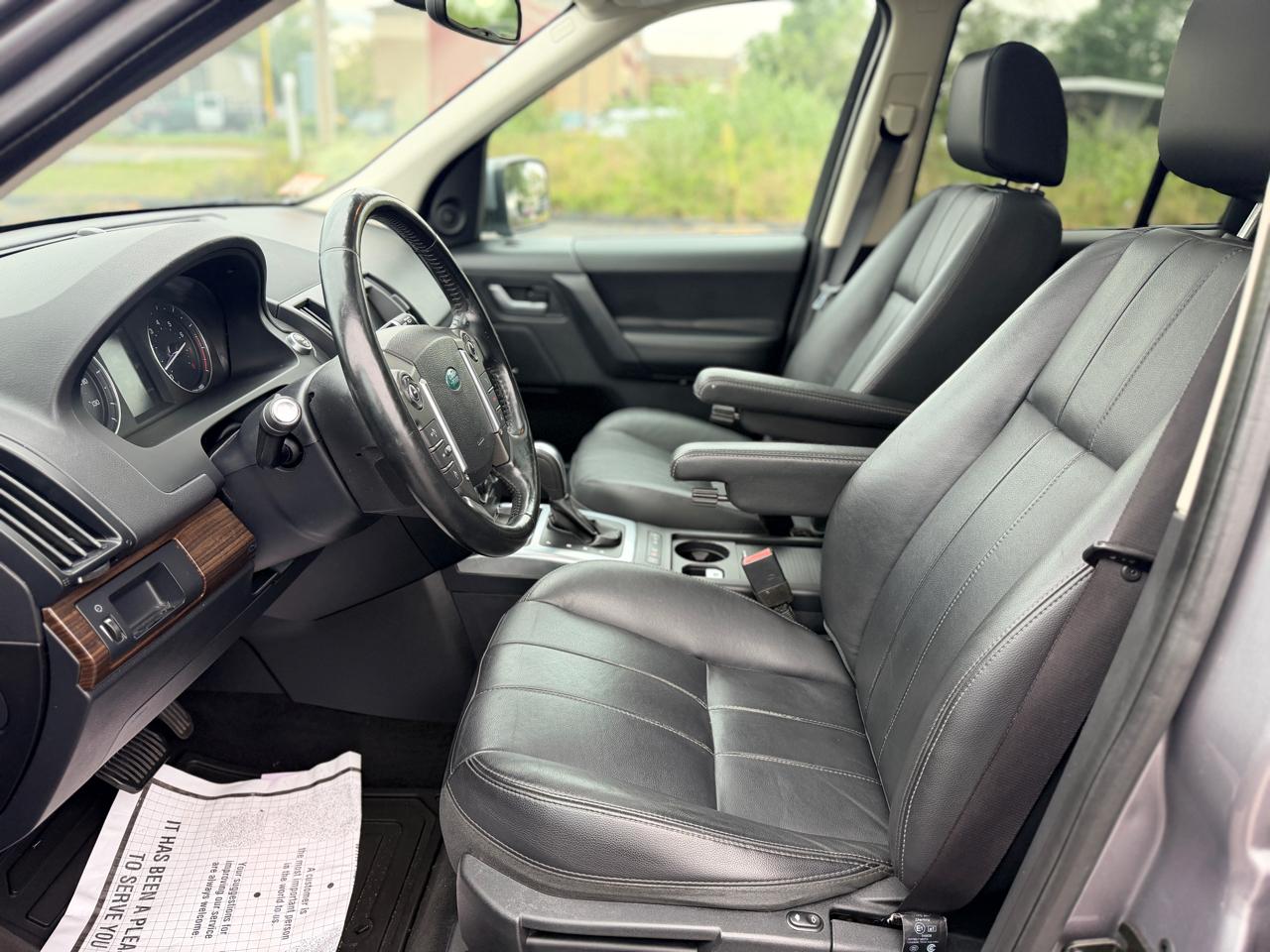 2015 Land Rover LR2 Base - Photo 10