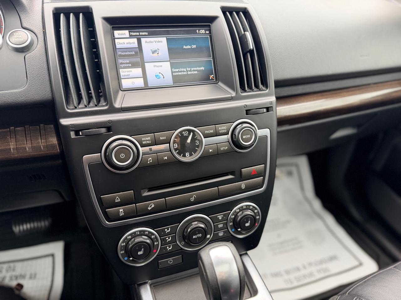 2015 Land Rover LR2 Base - Photo 11