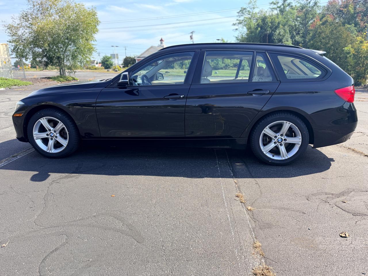 BMW 3-Series Sport Wagon 328i xDrive 2014