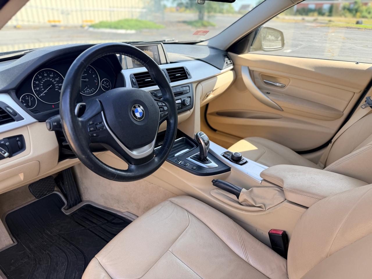 BMW 3-Series Sport Wagon 328i xDrive 2014