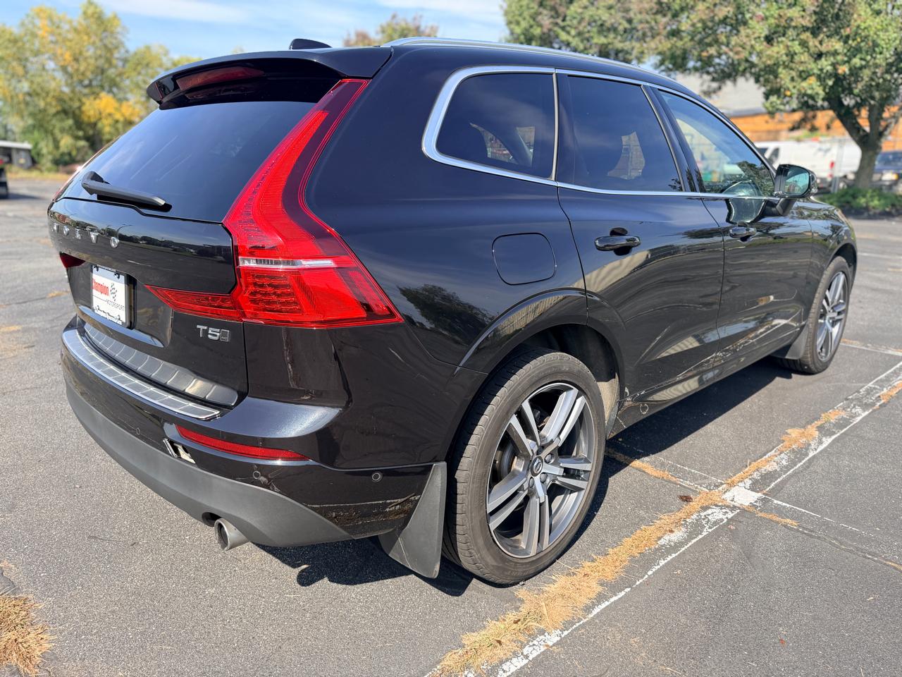 Volvo XC60 T5 Momentum AWD 2019