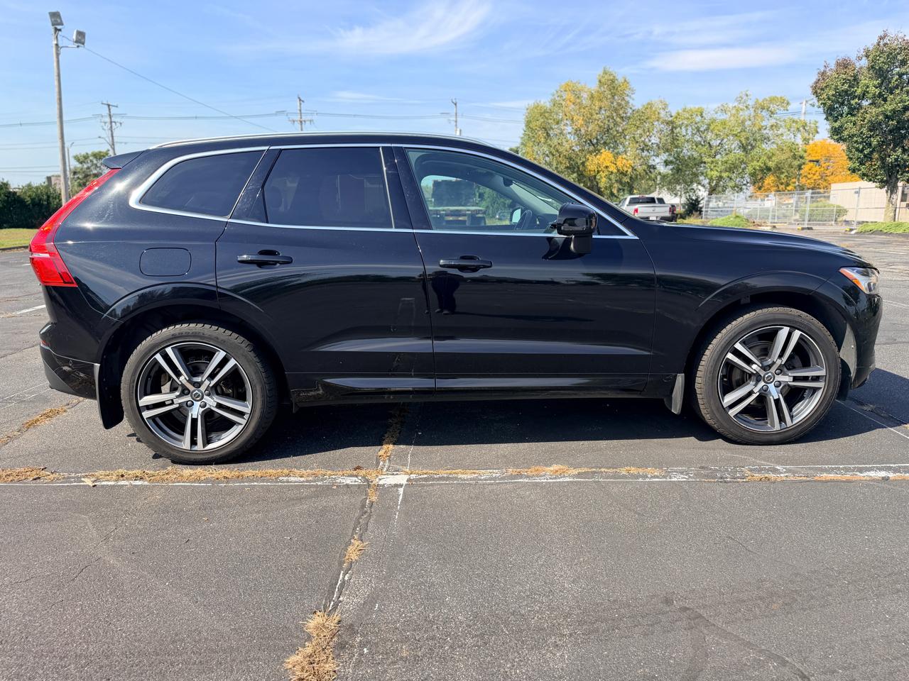 Volvo XC60 T5 Momentum AWD 2019
