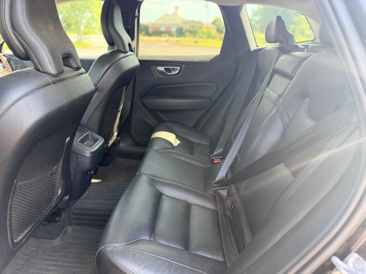 Volvo XC60 T5 Momentum AWD 2019