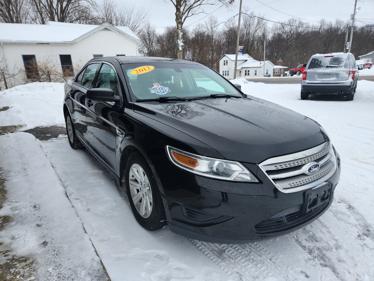 Ford Taurus 4dr Sdn SE FWD 2012