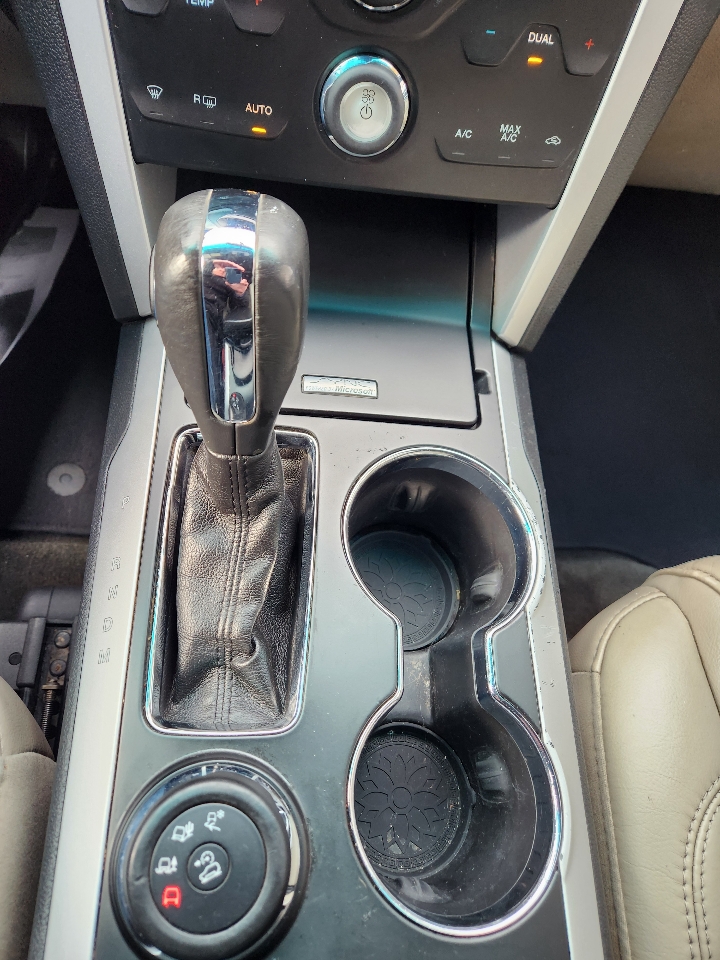 Ford Explorer 4WD 4dr XLT 2014