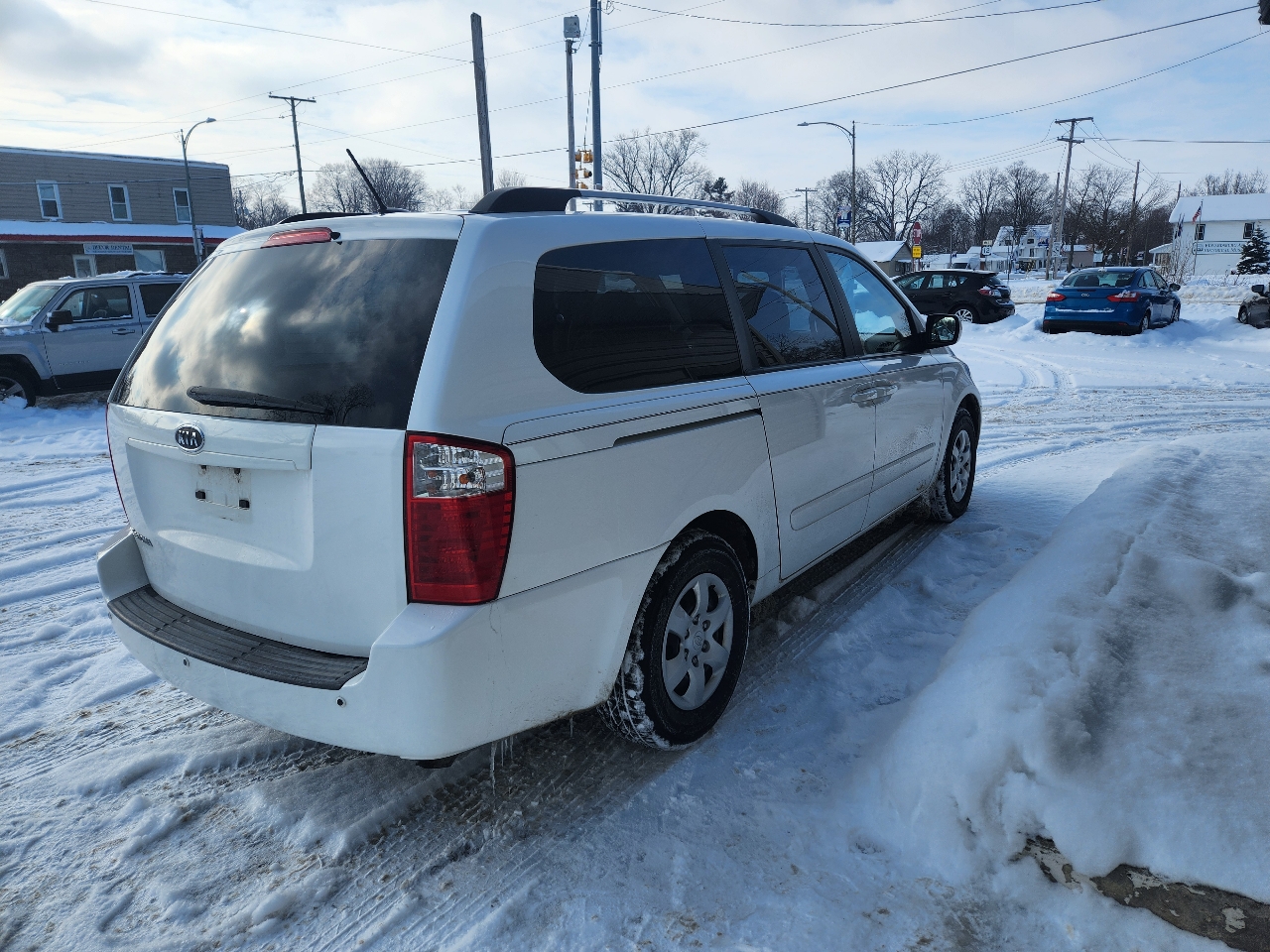Kia Sedona 4dr LWB LX 2010