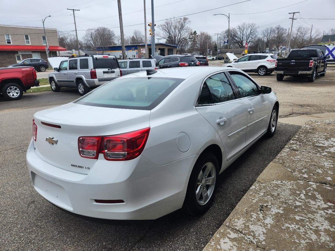 Chevrolet Malibu 4dr Sdn LS w/1LS 2015
