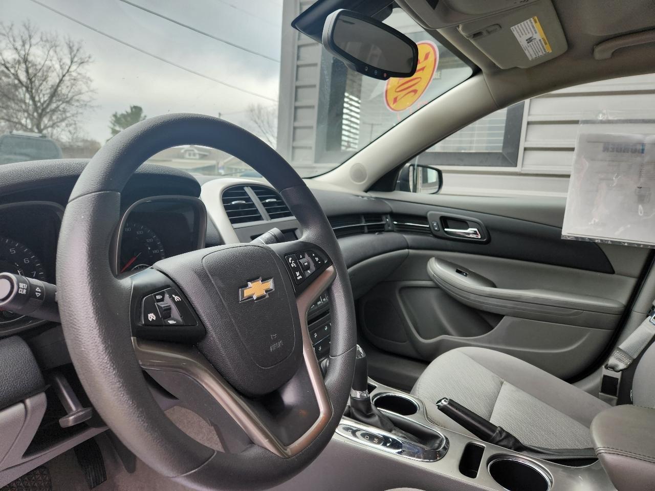 Chevrolet Malibu 4dr Sdn LS w/1LS 2015