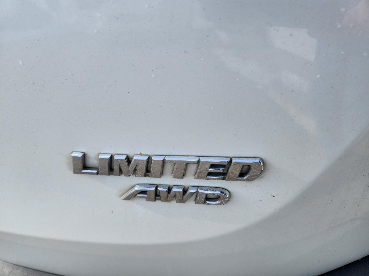 Toyota RAV4 AWD 4dr Limited (Natl) 2013