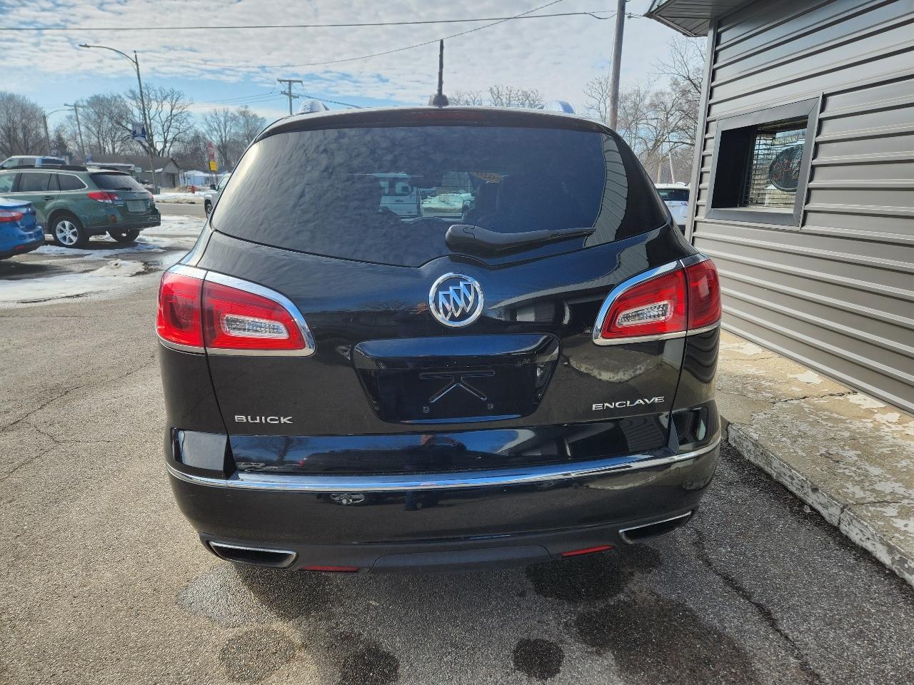 Buick Enclave FWD 4dr Leather 2016