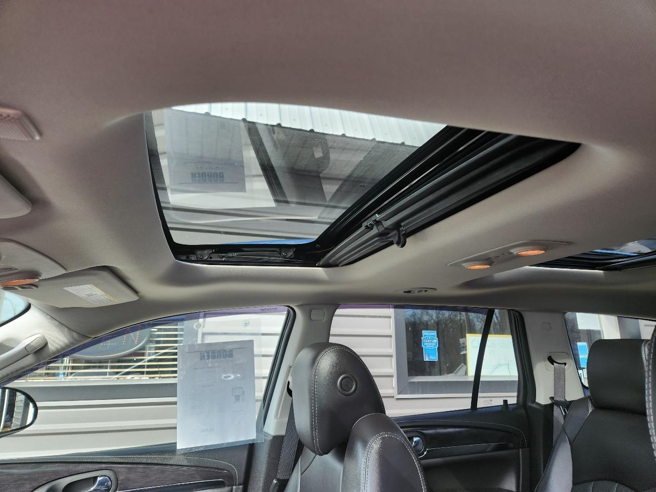 Buick Enclave FWD 4dr Leather 2016