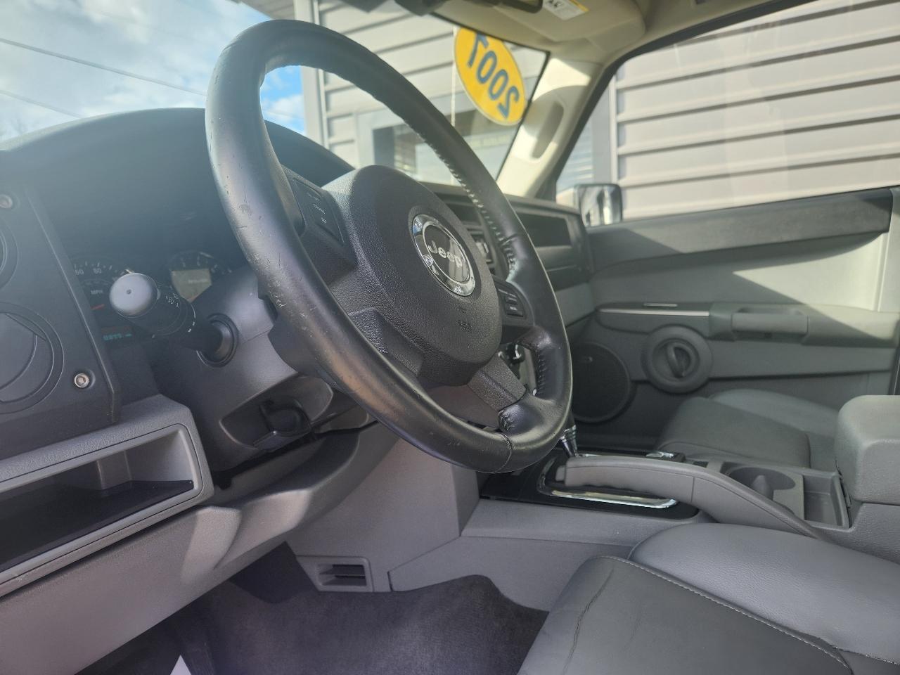 Jeep Commander 4WD 4dr Sport 2007