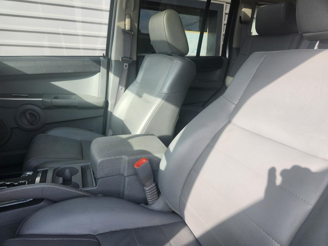 Jeep Commander 4WD 4dr Sport 2007